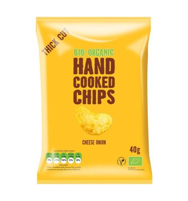 Trafo Chips handcooked kaas & ui bio 40 Gram Trafo Chips handcooked kaas & ui bio 40 Gram