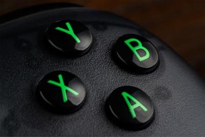 8BitDo Ultimate 2C 2.4G Wireless Controller - Transparant Black Edition