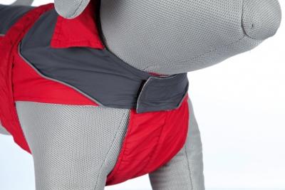 Trixie Regenjas Lorient Rood / Grijs - Buik: 55-75cm Rug: 55cm Hondenkleding