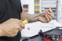 Wiha Momenttestapparaat Torque QuickCheck set | 4-delig | incl. adapterschachten, batterijen en box - 42086 - 42086 - thumbnail