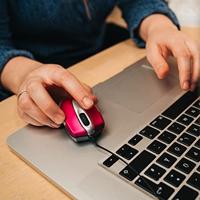 Go Mini Optical Travel Mouse - Muis - rechts- en linkshandig - optisch - 3 knoppen - met bekabeling - USB - thumbnail