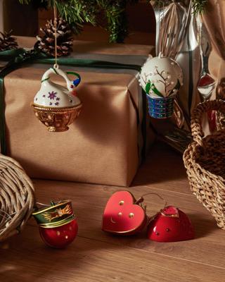 Alessi Fleurs de Jori Kerstornament Sud Del Nord Alessi Fleurs de Jori Kerstornament Sud Del Nord