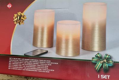 LED kaarsen/stompkaarsen met bewegende vlam en afstandsbediening - goudkleurig - set van 3 LED kaarsen/stompkaarsen met bewegende vlam en afstandsbediening - goudkleurig - set van 3