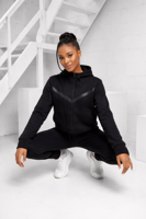 Nike Tech Fleece Trainingspak Dames Zwart - Maat M - Kleur: Zwart | Soccerfanshop - thumbnail