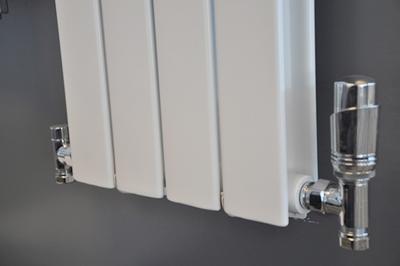 Radiator Aansluitset Wiesbaden Haaks Chroom ( Voor zij-aansluiting)
