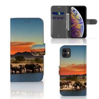 Apple iPhone 11 | Telefoonhoesje | Met pasjeshouder | Olifanten - thumbnail