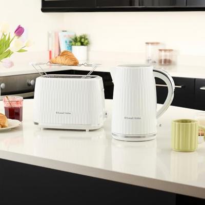 Russell Hobbs Eden 27360-70 - elektrische waterkoker, 1,7 l (wit) Russell Hobbs Eden 27360-70 - elektrische waterkoker, 1,7 l (wit)