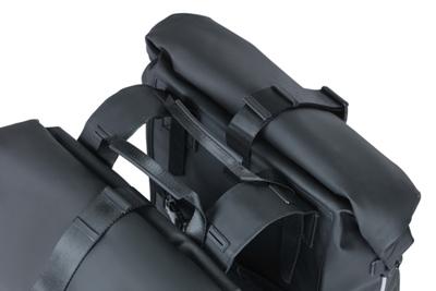 Dubbele fietstas Basil SoHo Nordlicht 41 liter 31 x 13 x 37 cm - zwart