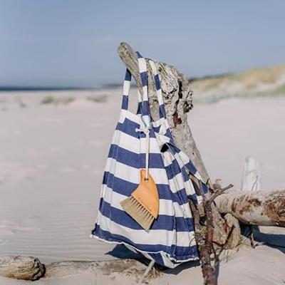 Croll & Denecke Haaienvin zandborsteltje