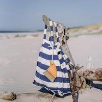 Croll & Denecke Haaienvin zandborsteltje - thumbnail