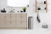 Brabantia touch bin afvalemmer 30 liter matt steel - thumbnail
