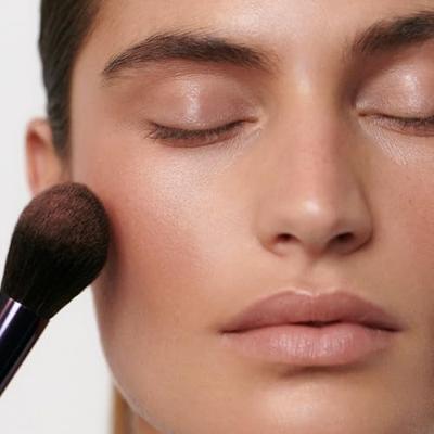 Dr. Hauschka Blush Apricot 02 - thumbnail