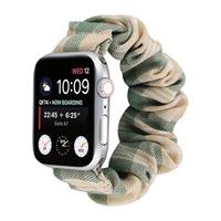 Elastisch scrunchie nylon bandje - Khaki / Groen - Geschikt voor Apple Watch 44mm / 45mm / 46mm / 49mm - thumbnail