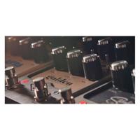 Universal Audio Golden Reverberator gitaareffect pedaal - thumbnail