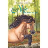 Uitgeverij Kluitman Gouden paarden: nola met hart en ziel - thumbnail