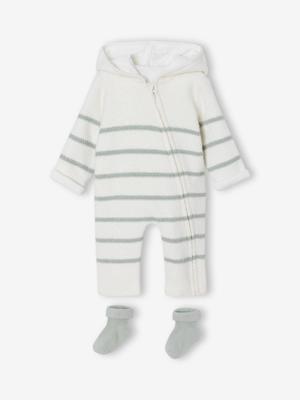 Babypakje in tricot + sokken saliegroen Babypakje in tricot + sokken saliegroen