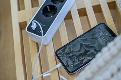Brennenstuhl ecolor stekkerdoos 4-voudig met 2 USB-laadbussen (stekkerdoos USB met schakelaar en 1,5 m kabel) - 1153240026 - thumbnail