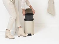 Brabantia pedaalemmer Newlcon 12 liter soft beige - thumbnail