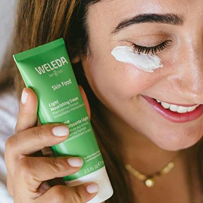 Weleda Skin Food Light Hydraterende alles-in-één Crème Droge Huid 30ml Weleda Skin Food Light Hydraterende alles-in-één Crème Droge Huid 30ml