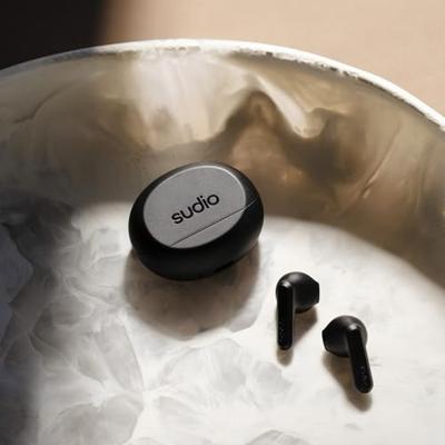 sudio A3 Middernacht zwart - De oordopjes voor de hele dag. Uitgebalanceerde luisterervaring, verbeterde microfoons, Bluetooth-verbinding met meerdere punten, Bluetooth 5.4, waterbestendigheid IPX4