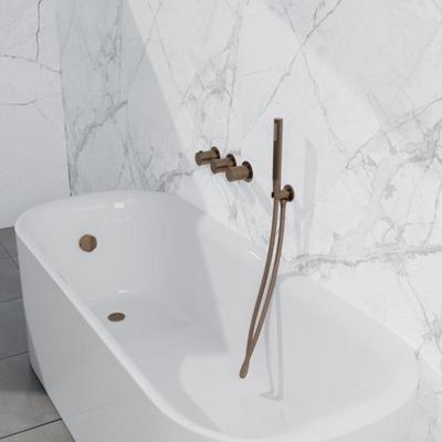 Fortifura Nebbio Badcombinatie-set - thermostaatkraan - wandaansluitbocht met handdouchehouder - metalen doucheslang - staaf handdouche - badvulcombinatie - geborsteld koper PVD (koper) SW1183069 SW1183076 SW1183082 SW970045 SW970048 SW