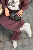 Sea Me Happy broek Hugo Baggy Sweat Pants brownie - thumbnail