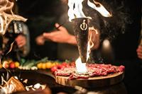 Forged Flambadou Churrasco - Gietijzer / Olijfhout - thumbnail