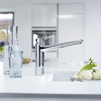 GROHE Eurodisc Cosmopolitan Keukenkraan - laag - chroom 33770002 - thumbnail