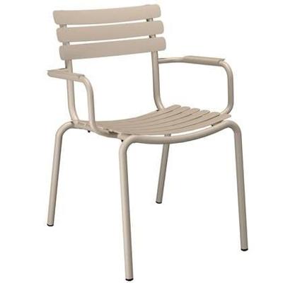Houe Alua Dining tuinstoel met arm Beige Houe Alua Dining tuinstoel met arm Beige
