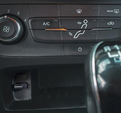 USB stick INTENSO Slim Line 32 GB Zwart