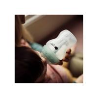 Set van 2 260 ml TOMMEE TIPPEE anti-koliek zuigflessen doorzichtig - thumbnail
