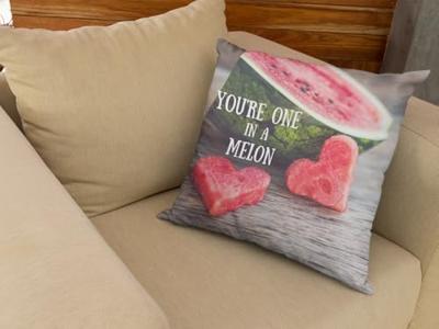 Valentijn kussen You&apos;re one in a melon - Pillow Buddies