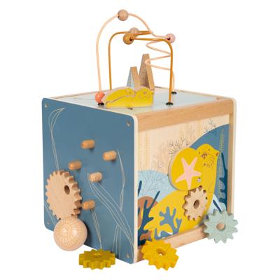 Small Foot houten activiteitenkubus met motoriekspiraal zeekust Small Foot houten activiteitenkubus met motoriekspiraal zeekust