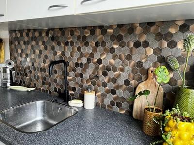 Mozaïek Isodeco Steenstrip Hexagon V-Groef Zelfklevend 28.8x29.2 cm Koper Isodeco