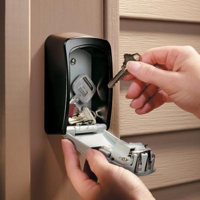 Masterlock Sleutelkluis Aluminium body, weather resistant, 4 digits variable combination - wal - 5401EURD - thumbnail