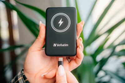 Verbatim Charge n Go Magnetic Wireless Powerbank 5000 mAh Fast Charge, Quick Charge 3.0, USB PD 3.0, Adaptive Fast Charge LiPo USB-C Zwart Verbatim Charge n Go Magnetic Wireless Powerbank 5000 mAh Fast Charge, Quick Charge 3.0, USB PD 3.0, Adaptive Fast Charge LiPo USB-C Zwart
