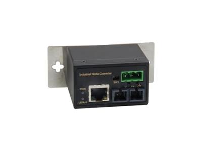 Level One 10/100BaseT to 100Base-FX Transceiver (2 km, MMF, RJ-45, SC)