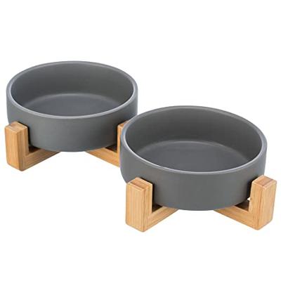 TRIXIE VOERBAK DRINKBAK SET KERAMIEK GRIJS / HOUT 31X16X6 CM 2X300 ML TRIXIE VOERBAK DRINKBAK SET KERAMIEK GRIJS / HOUT 31X16X6 CM 2X300 ML