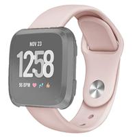 By Qubix - Compatible met Fitbit Versa 1/2 & Lite siliconen bandje - Maat: Large - Zand roze - Compatible fitbit bandje - thumbnail