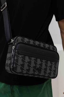 Lacoste Monogram The Blend Schoudertas Heren Zwart - Maat One Size - Kleur: Zwart | Soccerfanshop