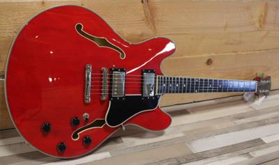 Eastman T386 Red
