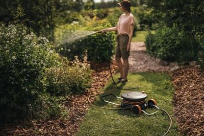 Fiskars Comfort Waterwheel 1071639 Slangwagen 13 mm 21.5 m 1/2 inch 1 stuk(s) Zwart, Oranje Fiskars Comfort Waterwheel 1071639 Slangwagen 13 mm 21.5 m 1/2 inch 1 stuk(s) Zwart, Oranje
