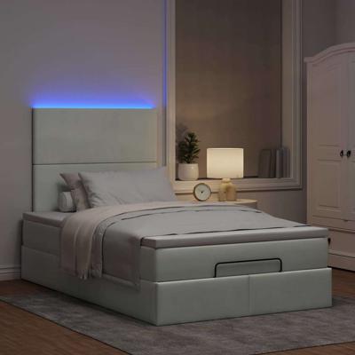 Ottoman bed met matrassen en LED's 140x200cm fluweel lichtgrijs