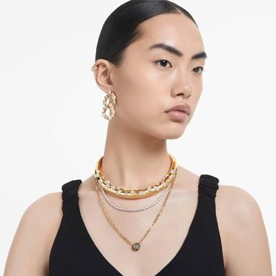 Swarovski 5636531 Oorringen Dextera Pave rosekleurig-wit 15 mm Swarovski 5636531 Oorringen Dextera Pave rosekleurig-wit 15 mm