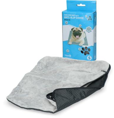 Coolpets Dog Mat 24"7 Anti-Slip Cover (40X30cm) S