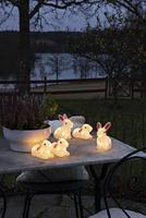 Verlicht kerstfiguur voor buiten - 5 konijnen - 40 LEDs - Warm wit - Dimbaar - 15 cm hoog - Kerstverlichting - thumbnail
