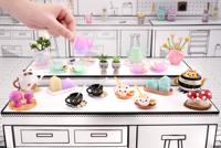 MGA Entertainment Mga's miniverse- make it mini life series - thumbnail