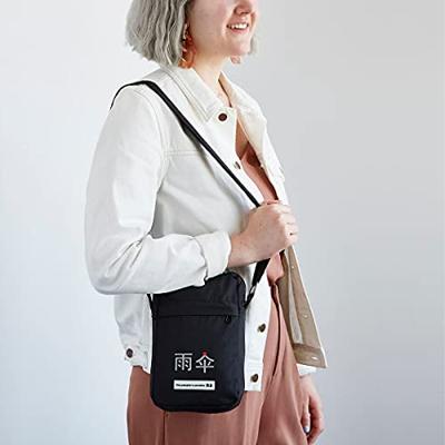 The Peoples Poncho 3.0 - Zwart The Peoples Poncho 3.0 - Zwart
