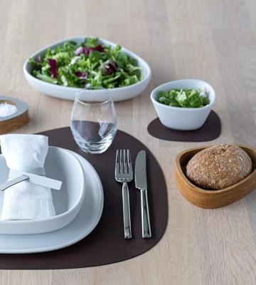 LIND DNA - Dinner Mat Curve - Placemat 37x44cm Nupo Dark Brown LIND DNA - Dinner Mat Curve - Placemat 37x44cm Nupo Dark Brown