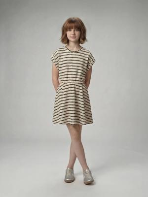 Meisjessweater met fantasie breisel en open zijkanten JONEN zwart, gestreept